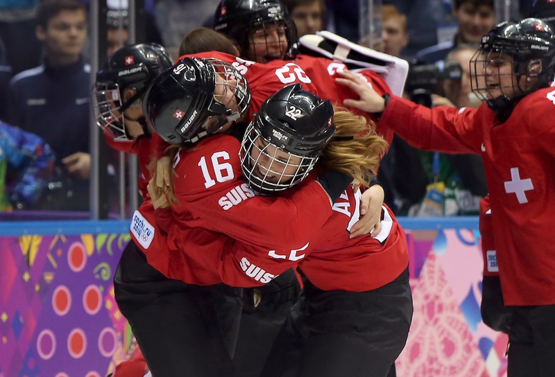 Illustration for article titled Swiss Women's Hockey Team Wins Bronze Thanks To This Empty Netter